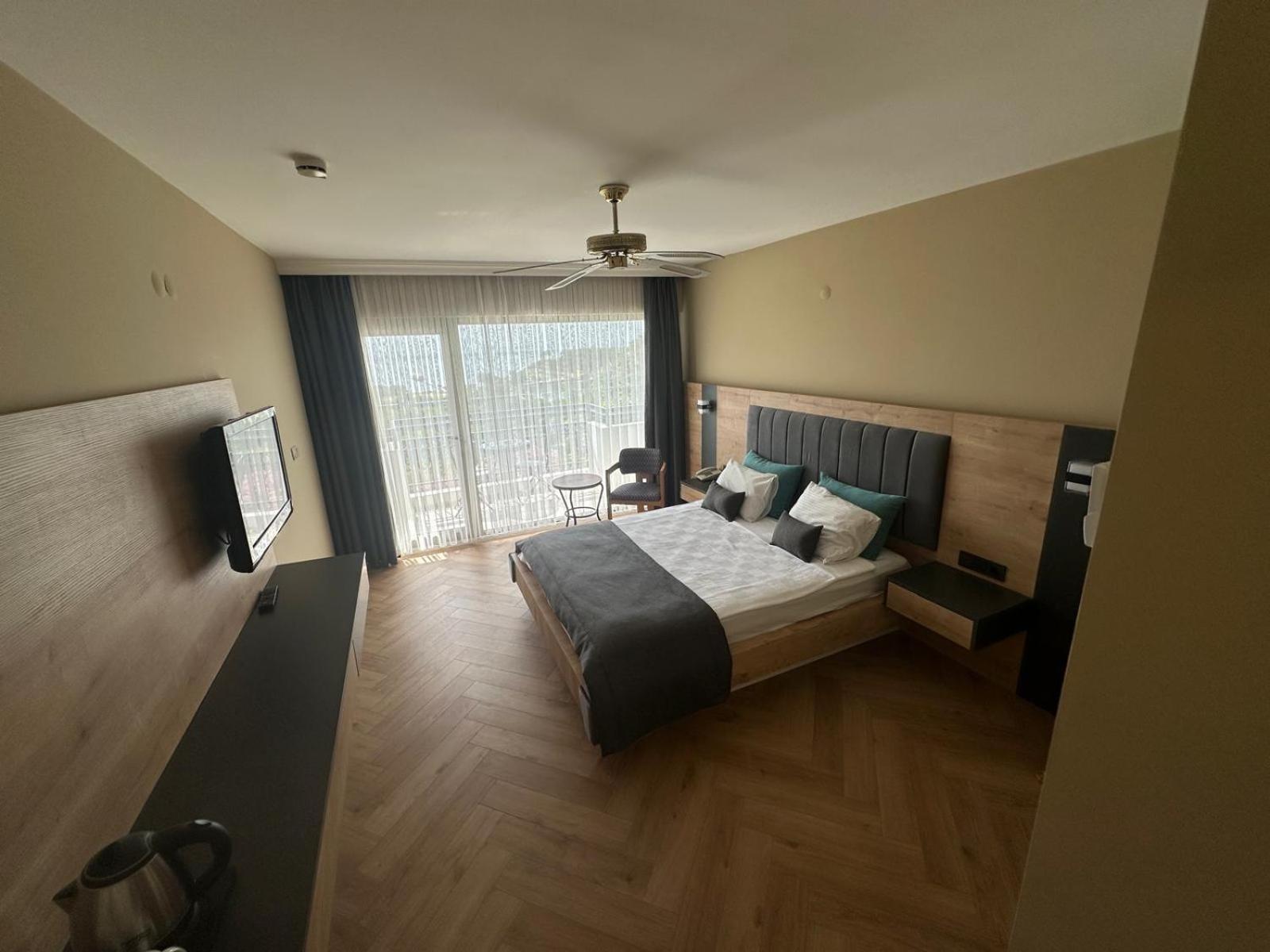 Hotel Carina Kusadası Zewnętrze zdjęcie